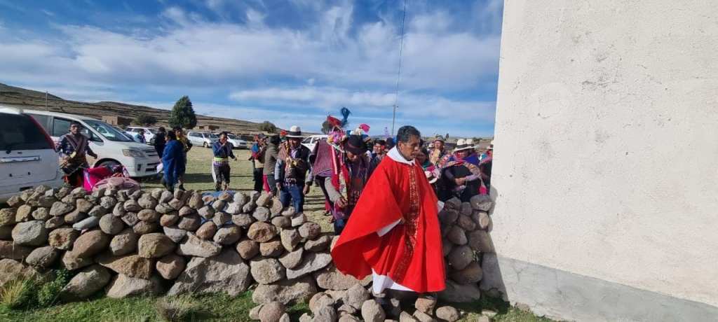 Fest des Heiligen Kreuzes in der Gemeinde Uluchi Bolivien